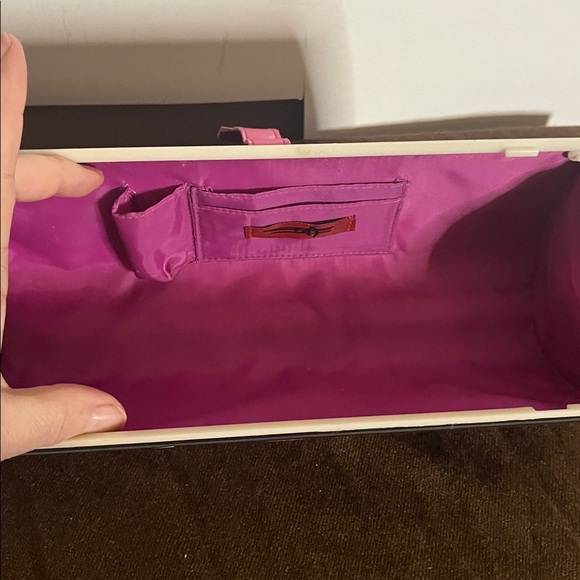 😄Vintage magazine clutch boho chic fashion statement piece iconic - Picture 7 of 11